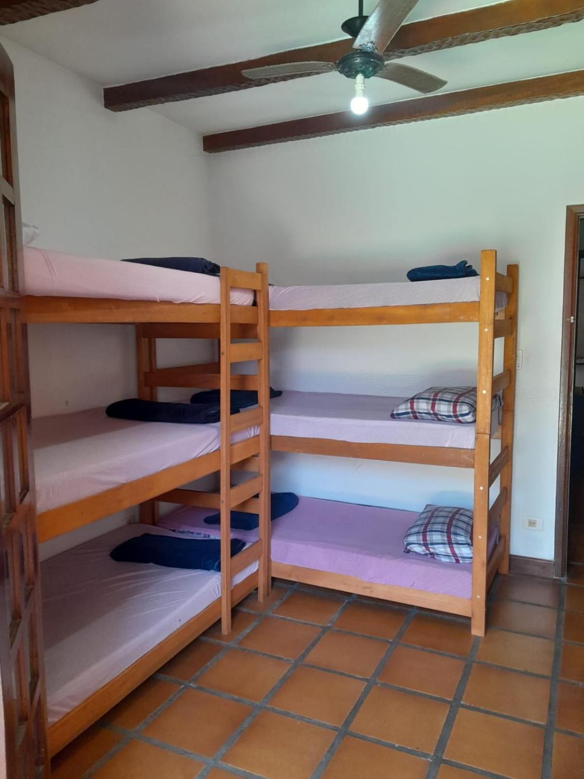 Casa 51 Hostel Ubatuba Eksteriør billede